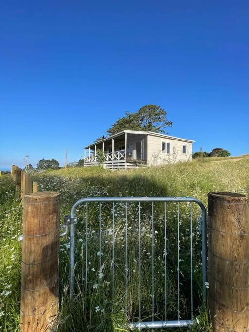 Matauri Bay Shearer'S Cottage Exterior photo